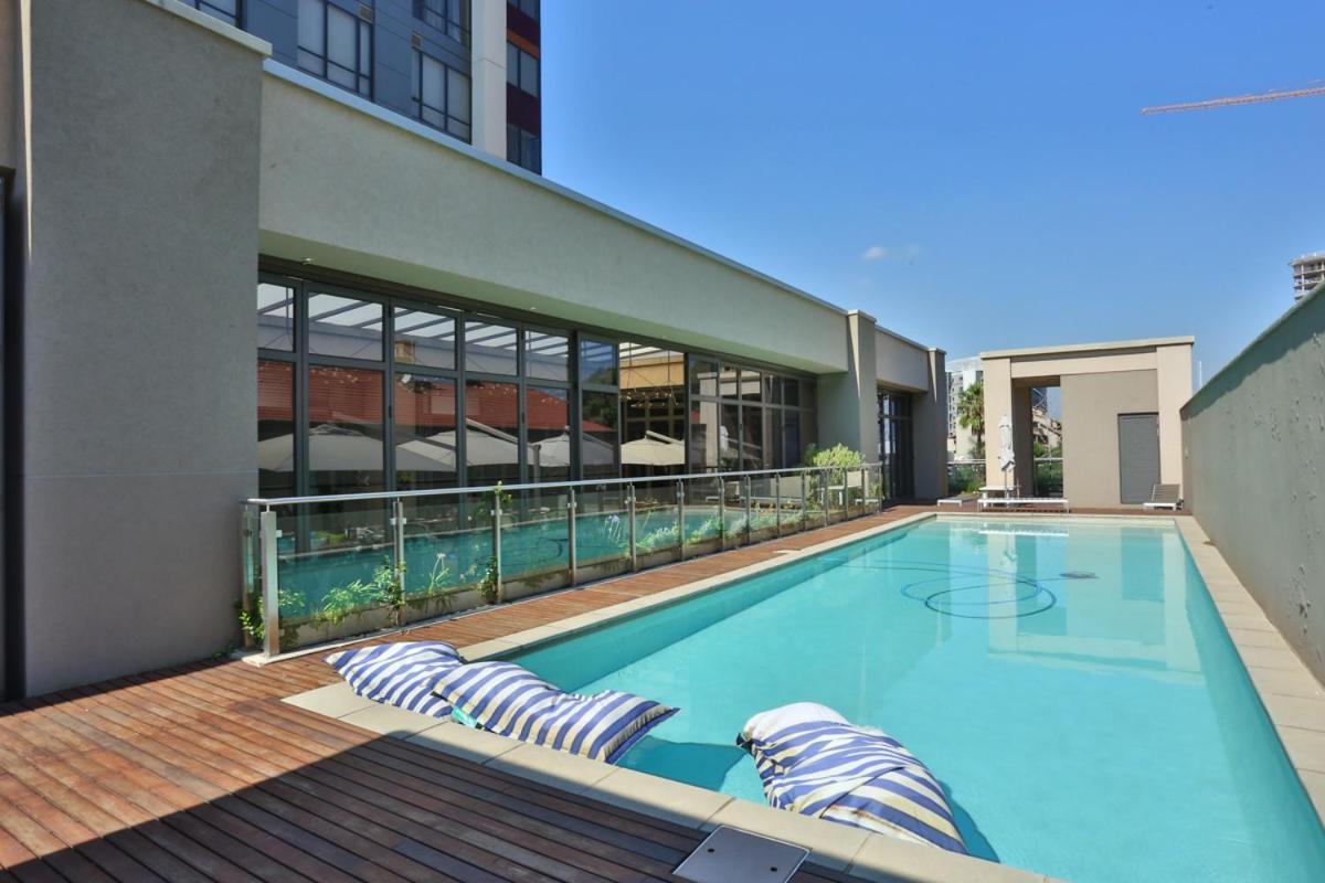 305 Sandton Skye โจฮันเนสเบิร์ก ภายนอก รูปภาพ
